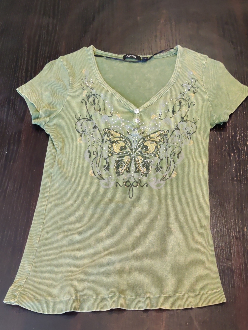 Apt. 9 Olive Green Short-Sleeve V-Neck Butterfly Tee